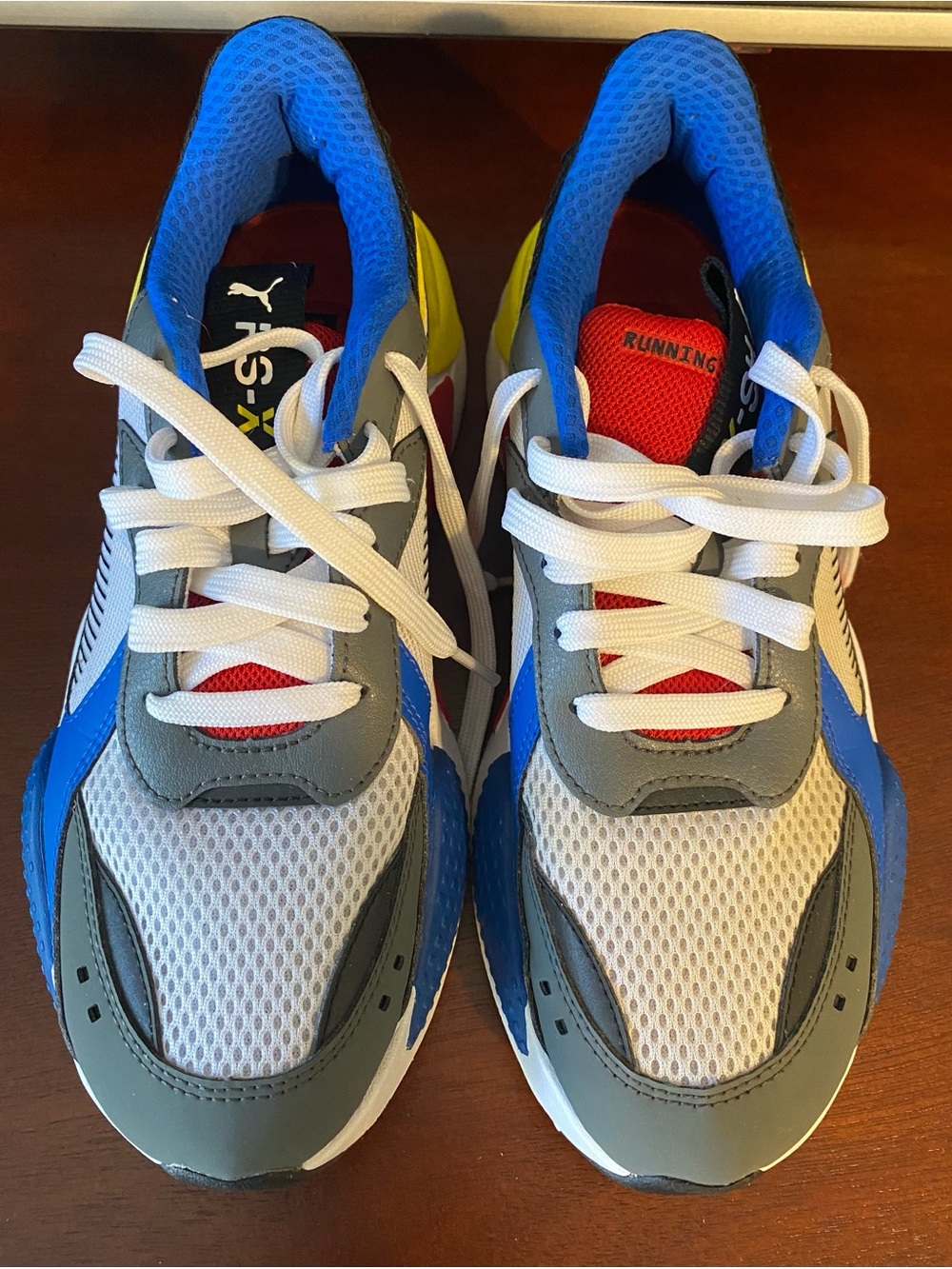 Puma Kids Blue/Gray/White/Red Mesh Sneakers - big kid sz 7 / women’s sz 8.5
